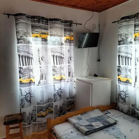 Casa Proto ゲストハウス 3*